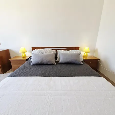 Bella Vista Villarios