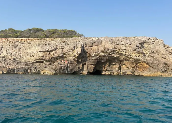 Bella Vista Villarios